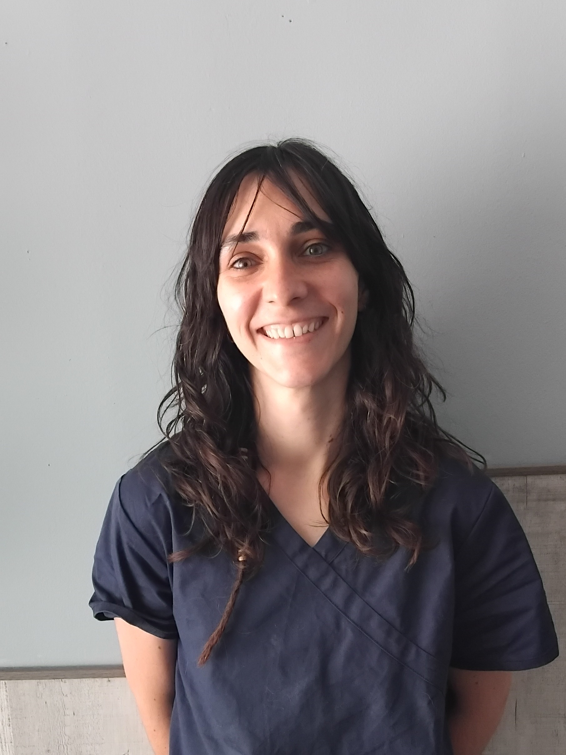 <br />
Marisela Ara<br />
Técnico auxiliar en:<br />
Fisioterapia y rehabilitación<br />
Hospitalización<br />
Cirugía y anestesia